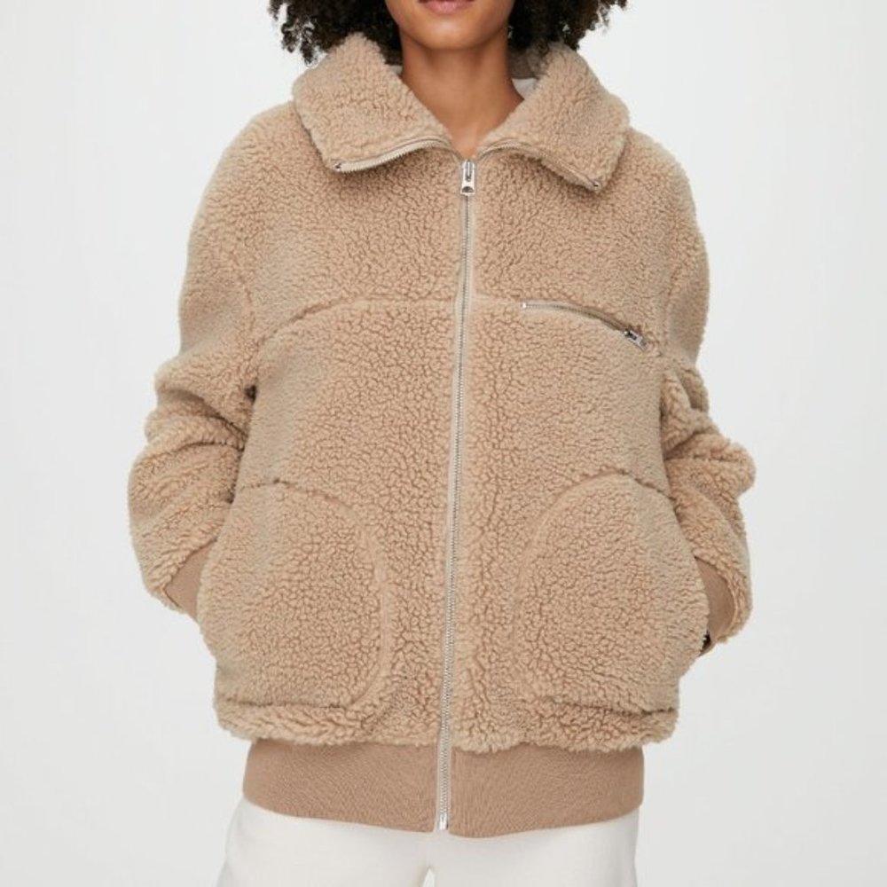 Aritzia Wilfred Free The Teddy Jacket Camel 1